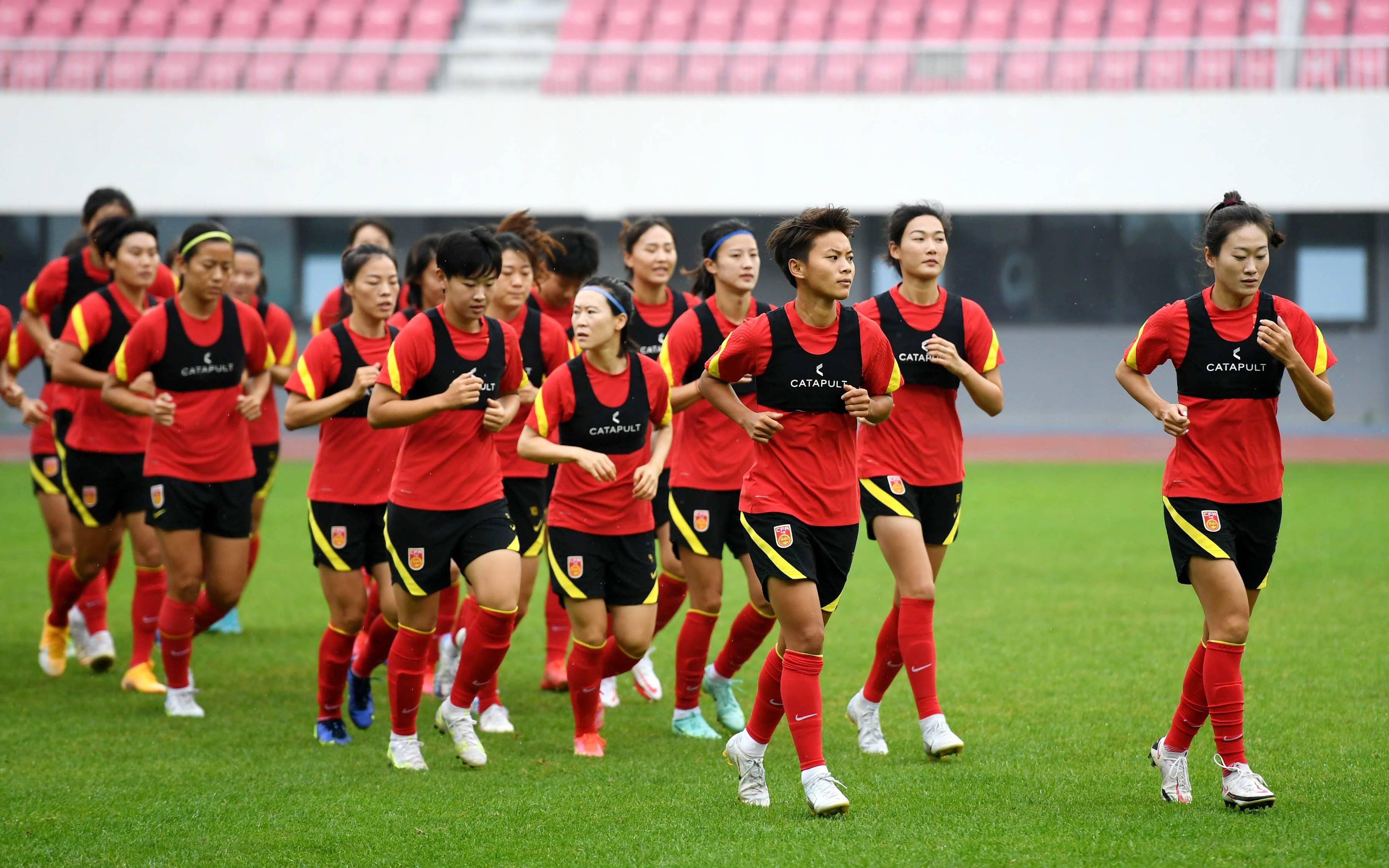 亚洲女足比赛上中国队的表现