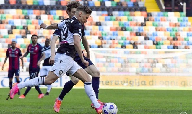 贝内文托主场惨遭那不勒斯完胜的简单介绍