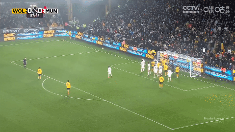 九游体育中国官网-曼联主场大胜狼队，继续保持领先