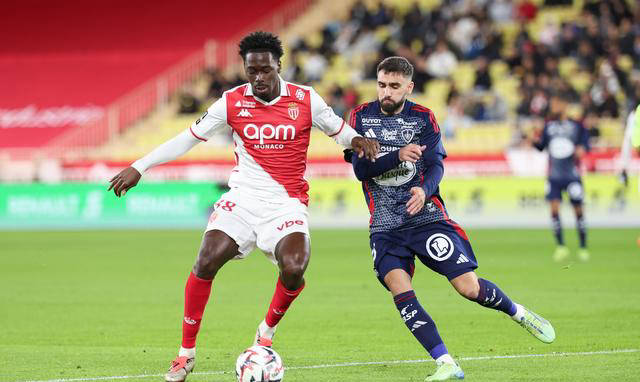 马赛客场惨败摩纳哥，积分榜下滑的简单介绍