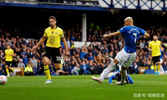 九游体育网页版入口-包含波兰对奥地利展开激烈对决，胜负难料的词条