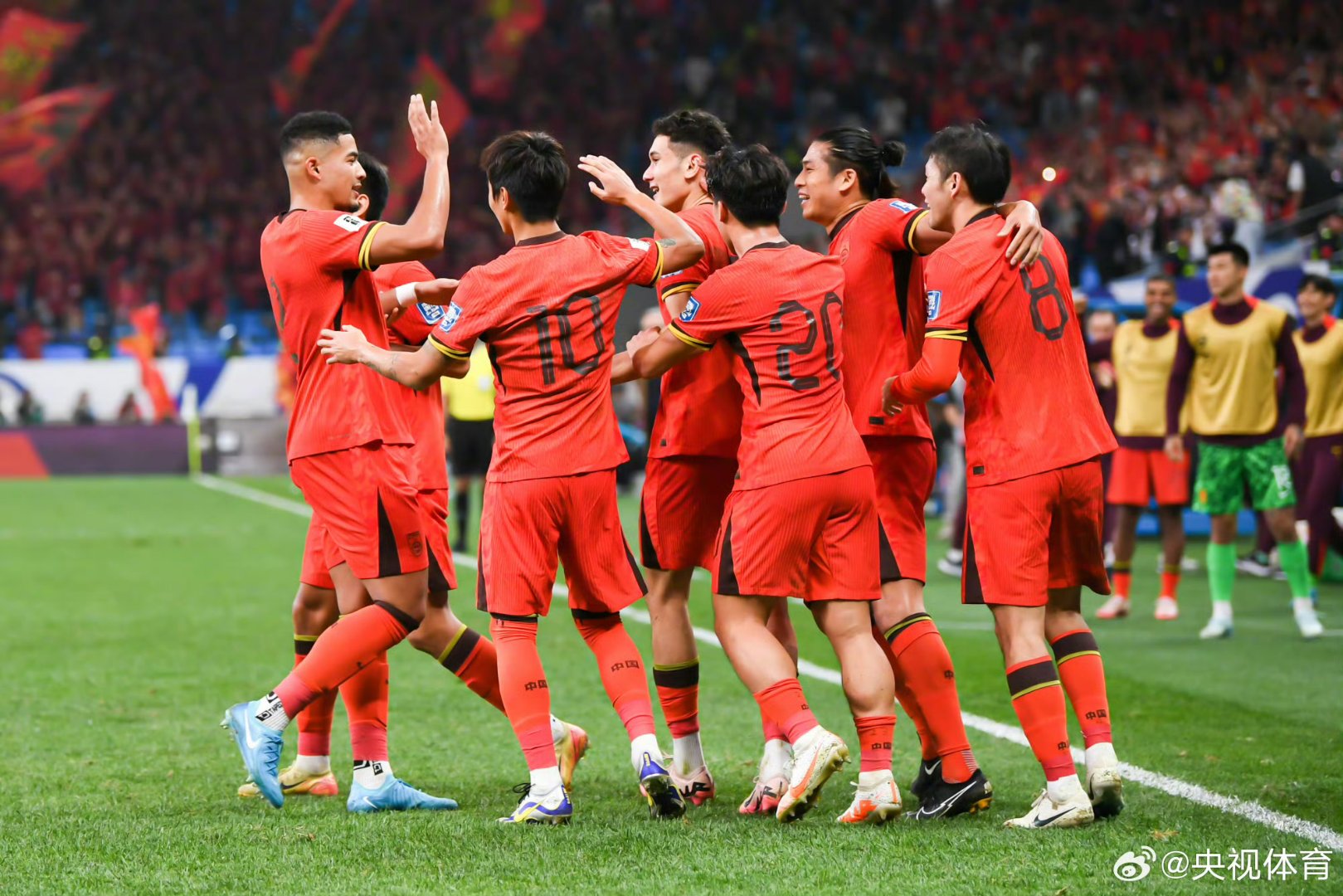 国内足球联赛新局势，多支球队实力飙升的简单介绍