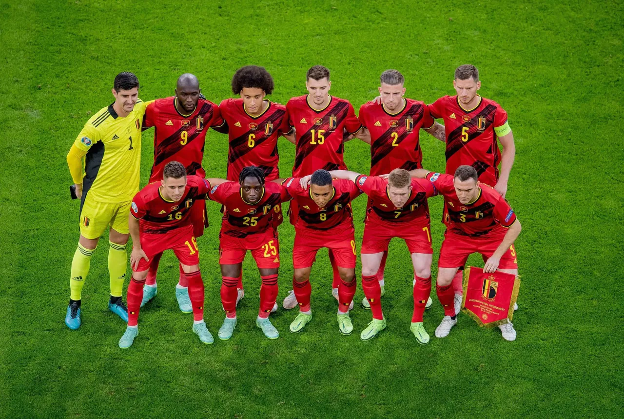 一支强队在欧洲杯预选赛中击败对手取得胜利