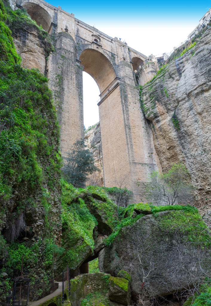 九游体育亚洲官网-包含塞维利亚挑战马拉加，谁能获胜？的词条