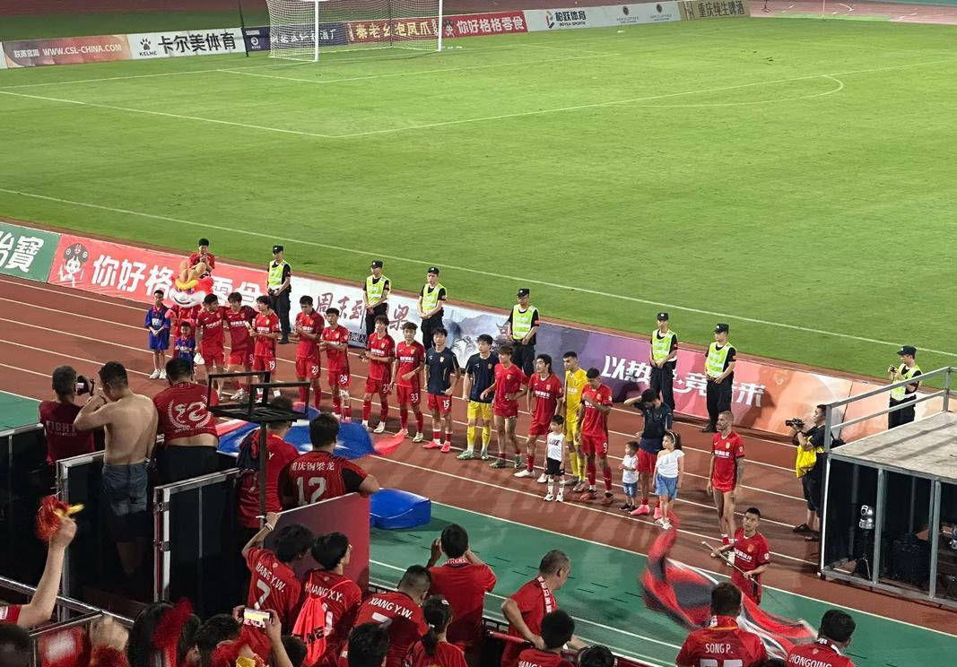 广州富力主场告捷，继续向中超冠军发起进攻