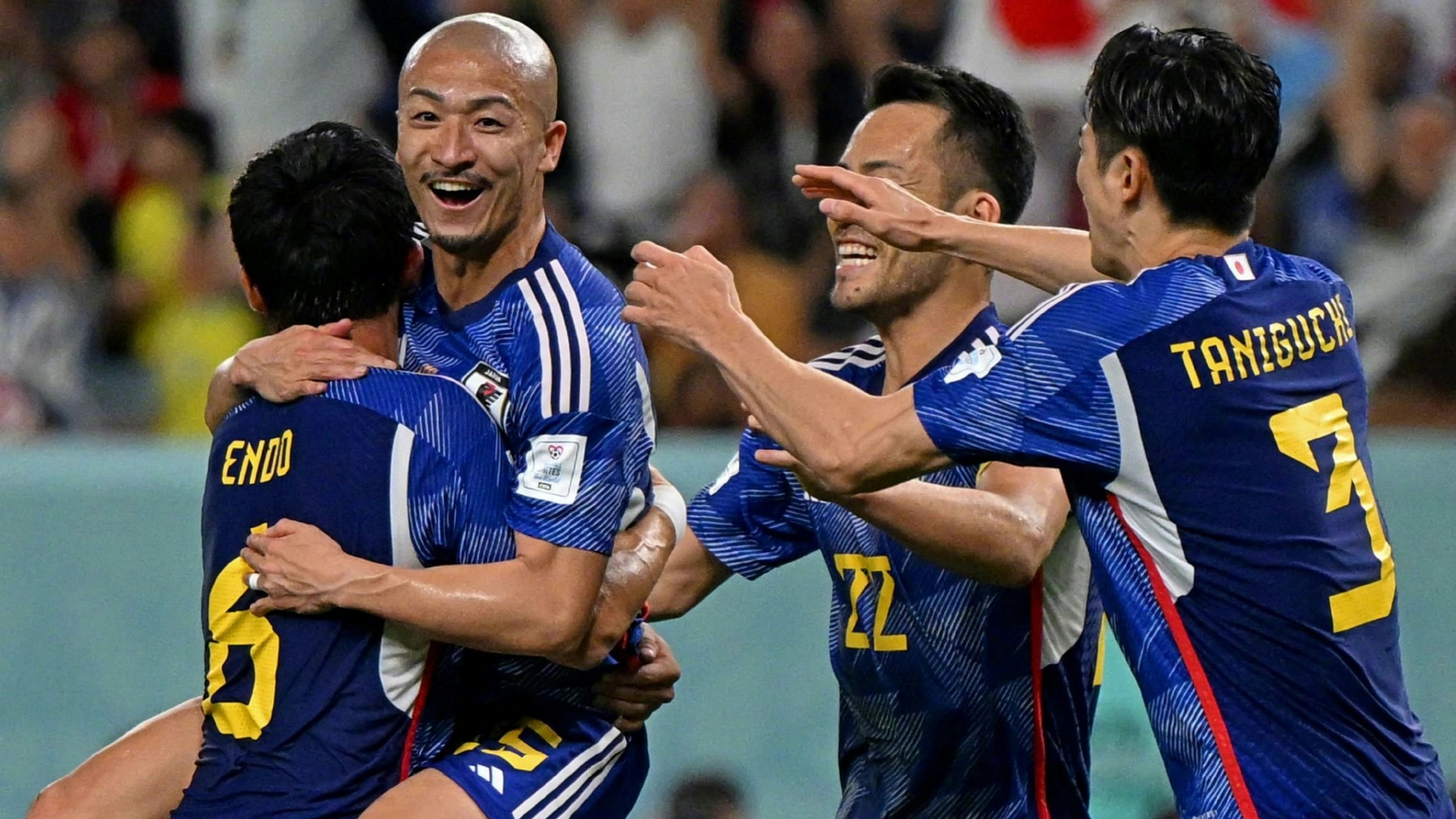 关于保加利亚队连扳两球，遗憾无缘八强的信息