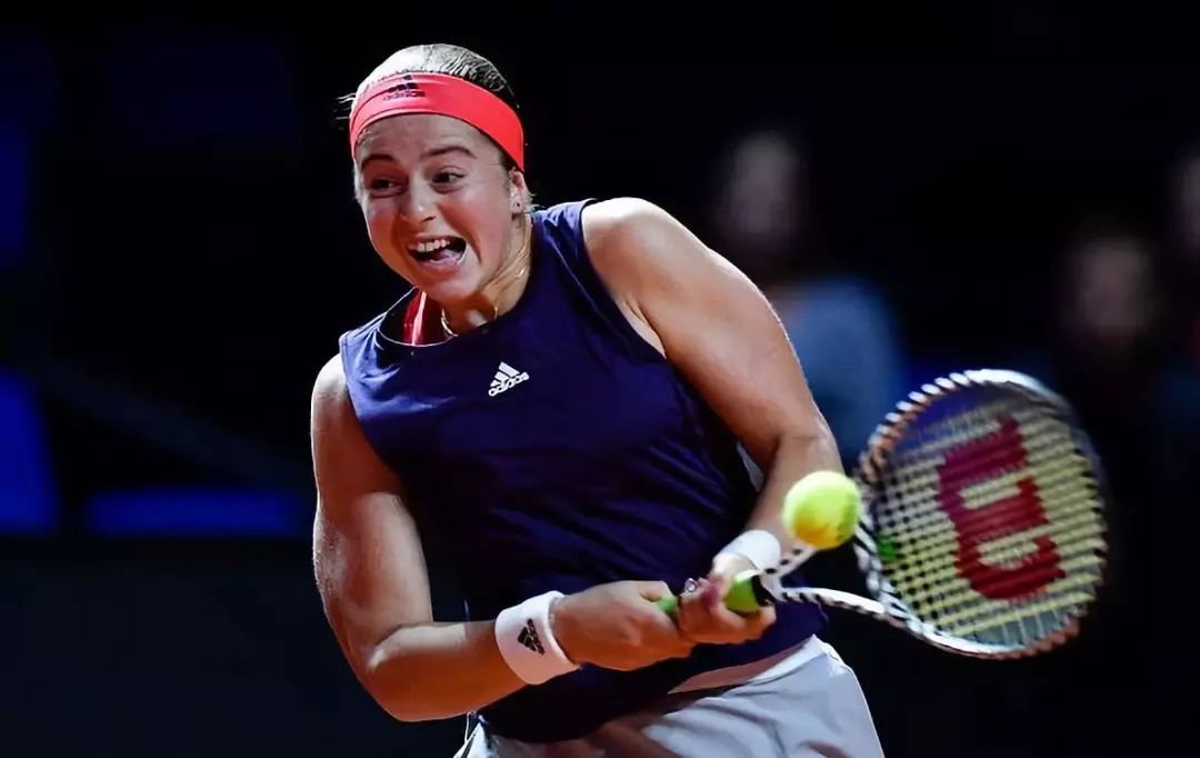 斯图加特遭遇重创，危机蔓延