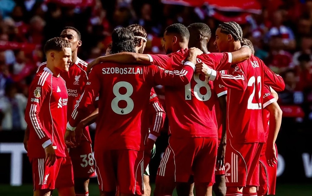 利物浦闯关败绩，卫冕路艰难